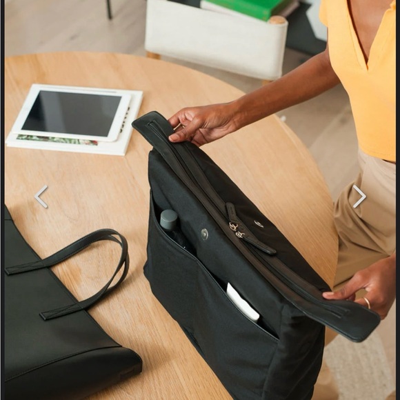 CALPAK TOTE - Picture 3 of 11